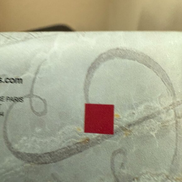 LA PREDIRE PRESTIGE LIPSTICK! - Picture 2 of 5